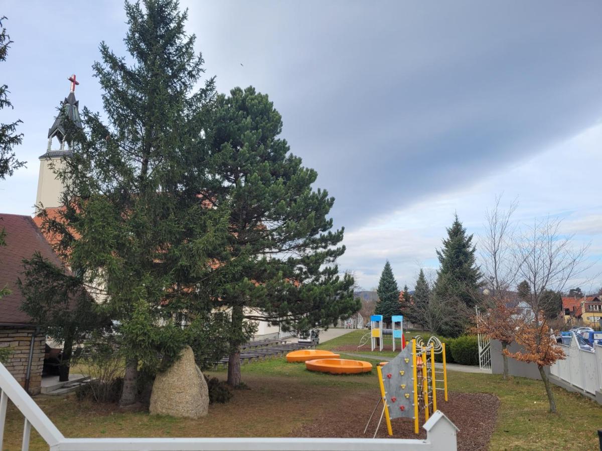 Apartament Nina Jelenia Gora Exterior photo